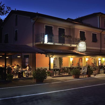 Antica Locanda Luigina Mattarana Eksteriør bilde